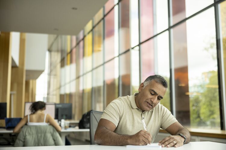IELTS Writing on paper